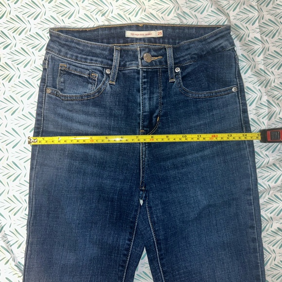 Levi 721 High Rise Skinny Jeans - Size 25 - Picture 7 of 11